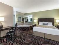 Baymont By Wyndham Cambridge Hotel Bagian luar foto